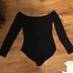 NEVER WORN Xhilaration Off Shoulder Bodysuit - M